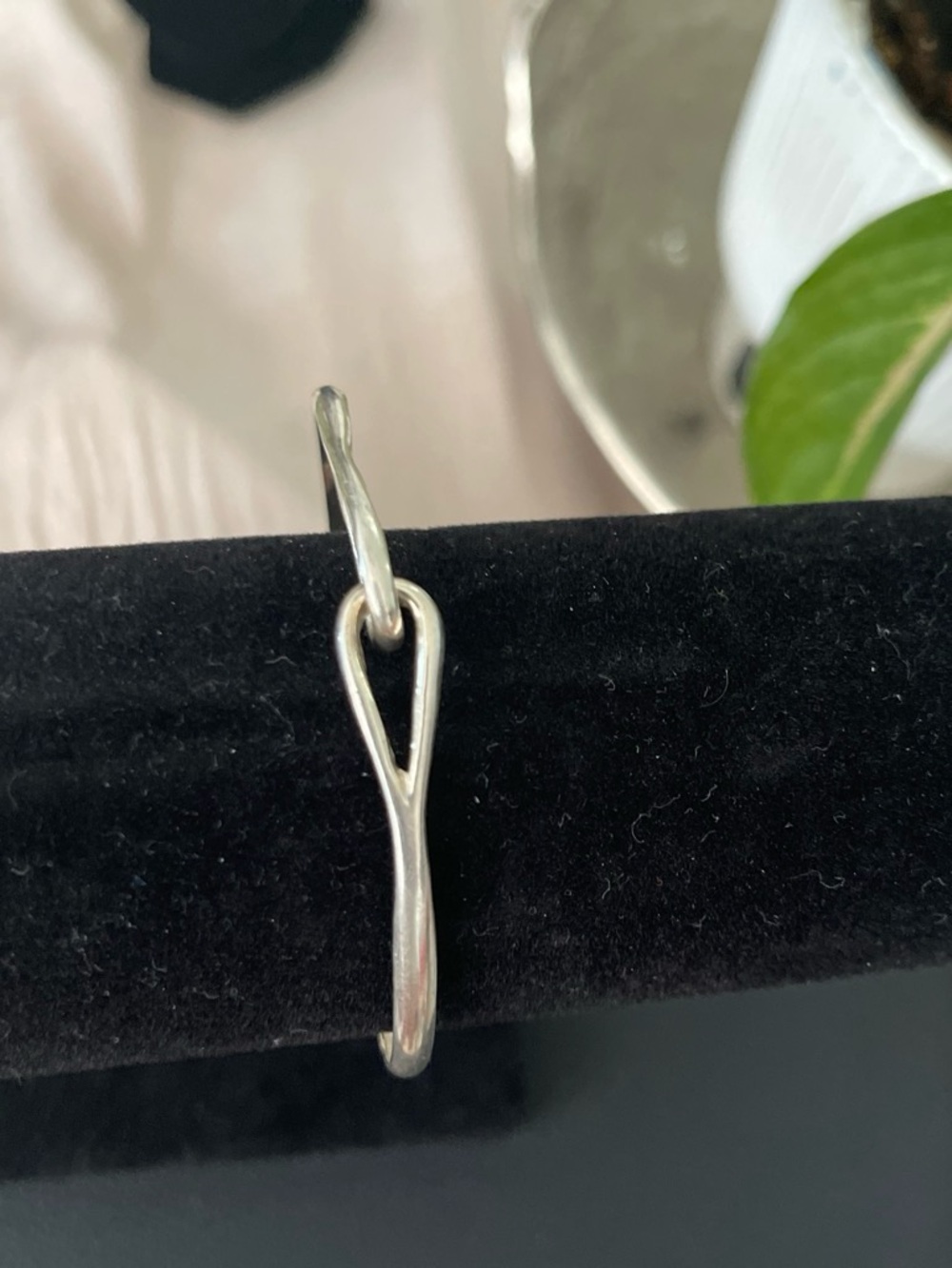 Artisan Silver Twisted Loop Women's Bracelet